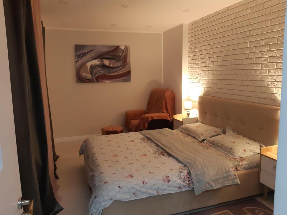 Apart Eric Appartement Calafat Buitenkant foto